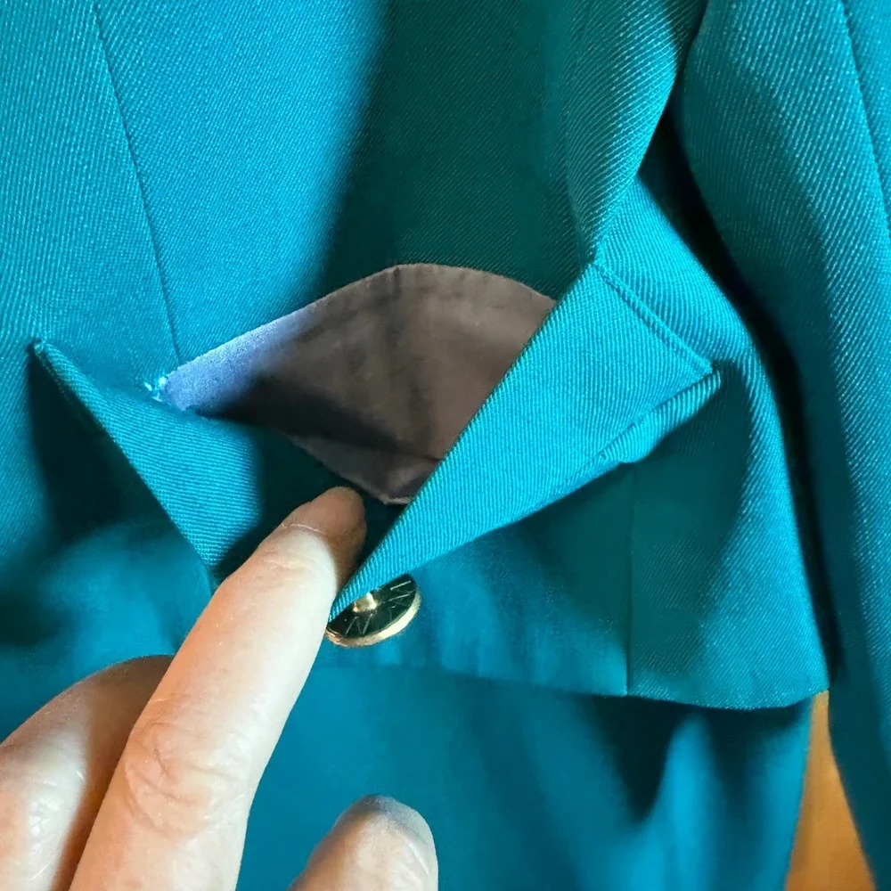 Vtg Corporate Woman Collection Wool Suit Blazer Skirt Set Gold Button‎ Size M
